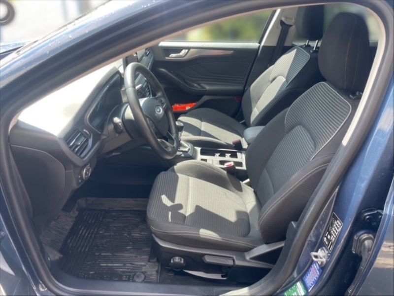 Ford Focus 1,5 EBl.120 Titanium - fotka 7 z 11