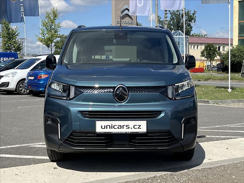 Citroën Berlingo 1,5 BlueHDi  MAX EAT8 - fotka 2 z 22