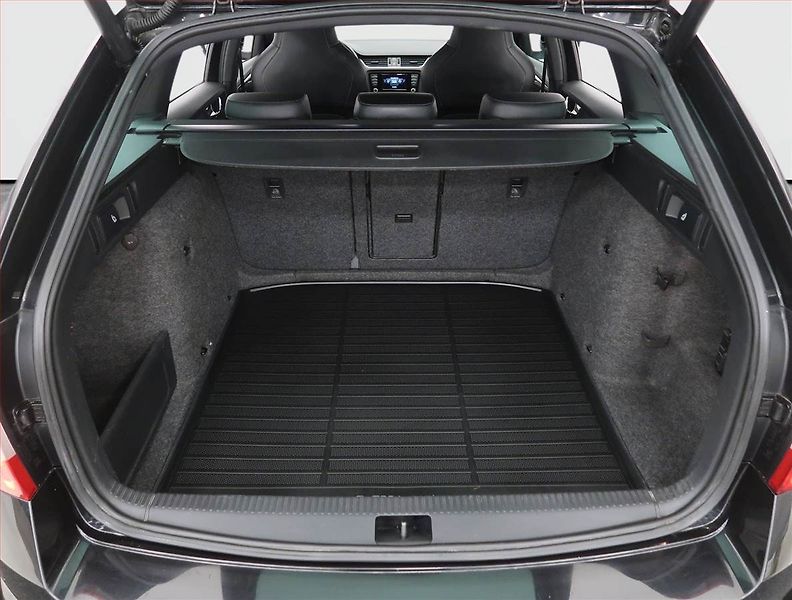 Škoda Octavia (2014) RS 2.0 TDI, Automat, Navi - fotka 14 z 24