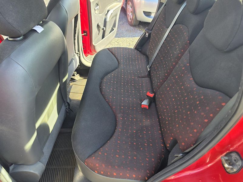 Citroën C3 1.1 i  - fotka 11 z 23