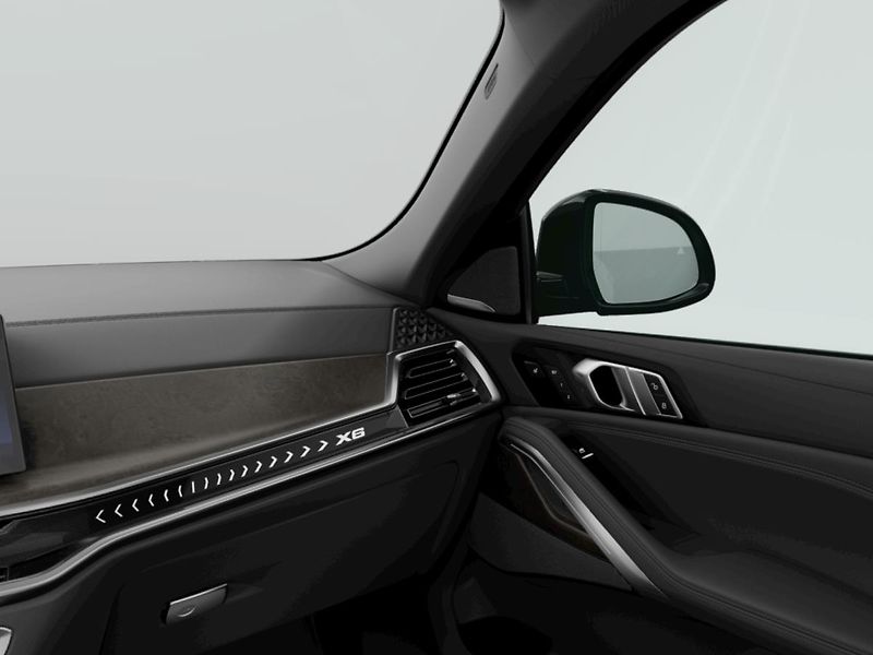 BMW X6 (2026) xDrive30d - fotka 9 z 10