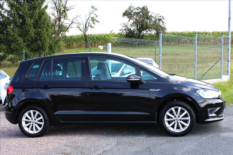 Volkswagen Golf Sportsvan 1,2 TSi 81kW LOUNGE, kamera - fotka 5 z 33