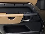 Land Rover Defender 110 D300 X-DYNAMIC HSE AWD CZ - náhled 30