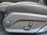 Mercedes-Benz Třídy E 220d*4M*AMG*head-up*webast - náhled 32