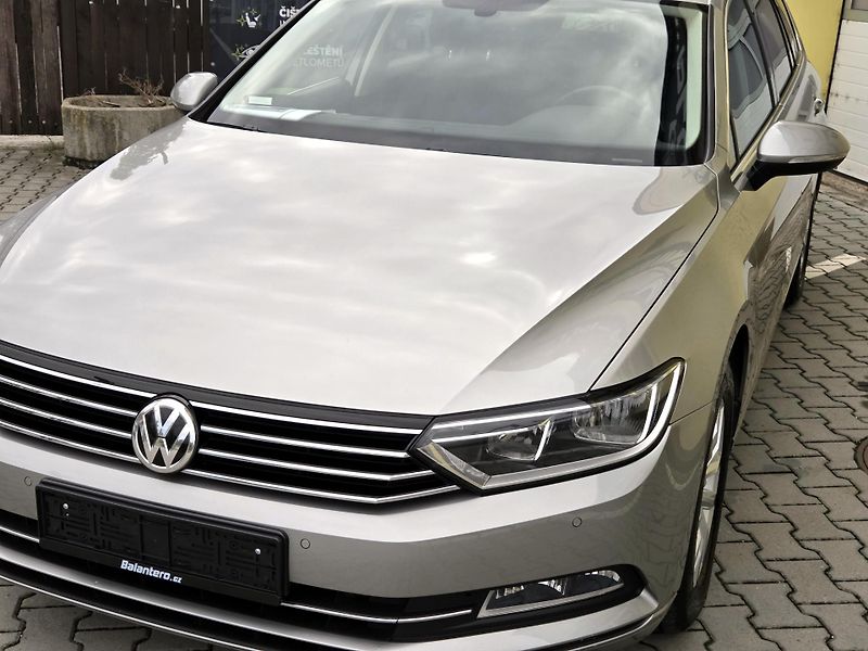 Volkswagen Passat 2.0TDi DSG *SERV.KN.FAKTURY*   - fotka 3 z 49