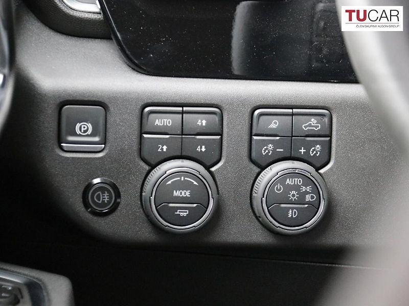 Chevrolet Silverado (2025) 6.2 V8 LT Trail Boss  - fotka 18 z 33