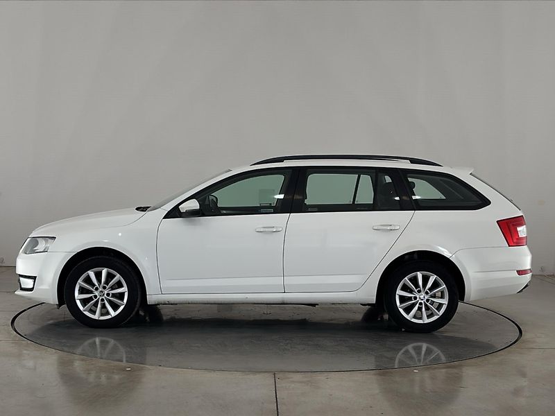 Škoda Octavia Ambition - fotka 3 z 28