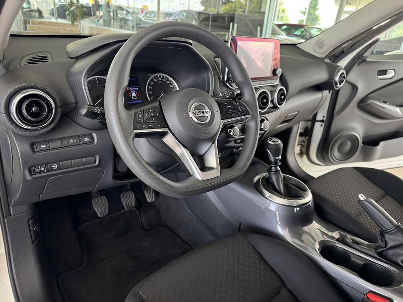 Nissan Juke 1,0DIG-T 114*Kamera*Navi*LED* - fotka 10 z 32