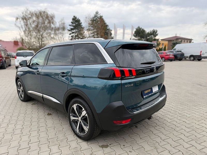 Peugeot 5008 - fotka 19 z 29