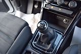 Volkswagen Touran (2018) 1.4TSI 110kw R-line NAVI LED - náhled 37
