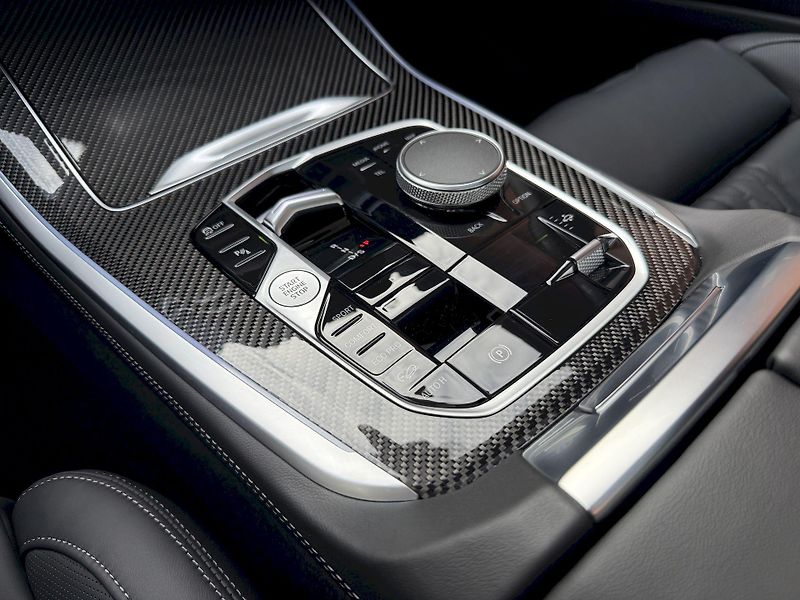 BMW X5 xDrive40d M-PRO Individ. Gar.+ - fotka 24 z 48