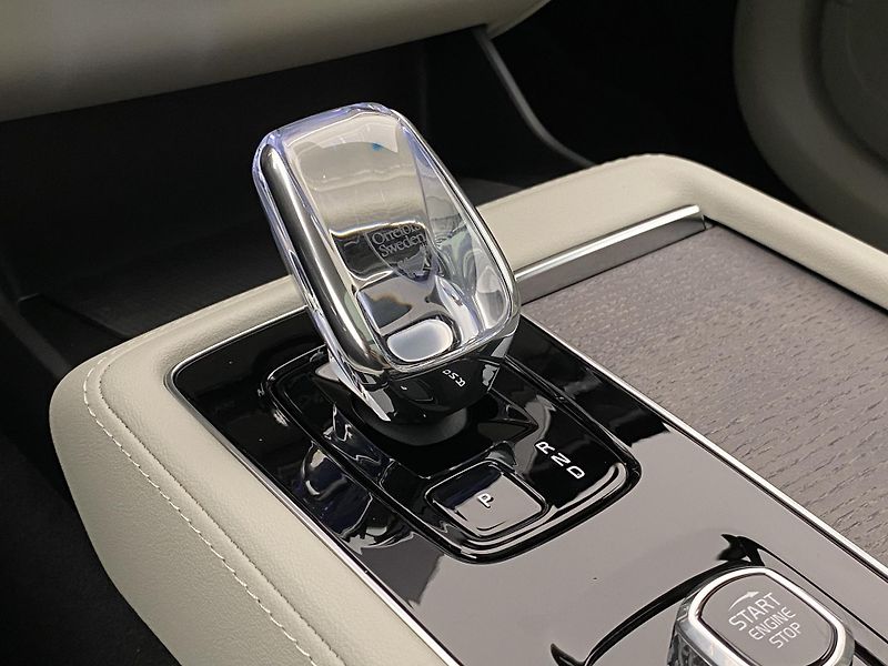 Volvo XC90 (2026) T8 AWD Plug-in BRIGHT PLUS 7m - fotka 39 z 68