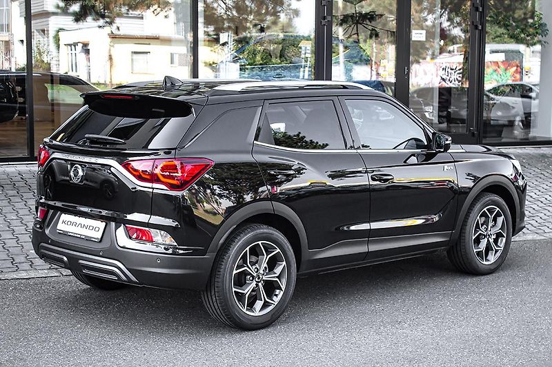 KGM Korando (2026) 1,5 GDI AT 4x4 SMART acc - fotka 5 z 11
