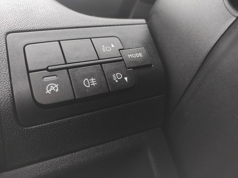 Citroën Jumper 2,2BlueHDi L3H2, ČR - fotka 19 z 37