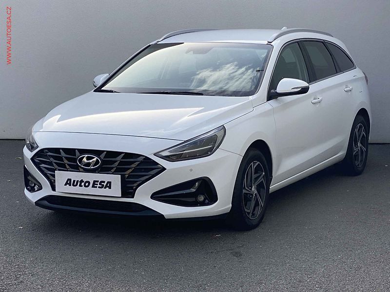 Hyundai i30 (2021) 1.6 CRDi, ČR, LED,, temp - fotka 3 z 17