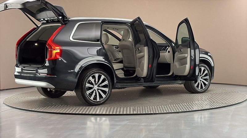 Volvo XC90 2.0 B5 AUT AWD Inscription - fotka 6 z 33