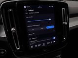 Volvo XC40 B4 DARK ULTRA REZERVACE - náhled 39