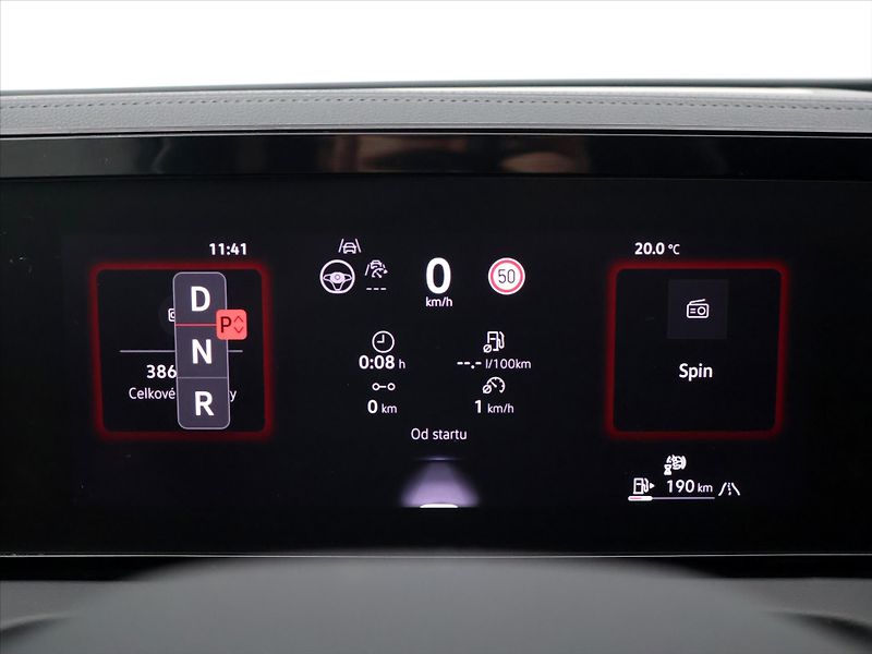 Volkswagen Tiguan 2,0 TDI 4x4 DSG R-Line CZ DPH - fotka 19 z 42