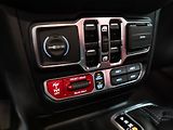Jeep Wrangler (2024) 6.4 Rubicon 392 V8 4x4 35 Pneu - náhled 22