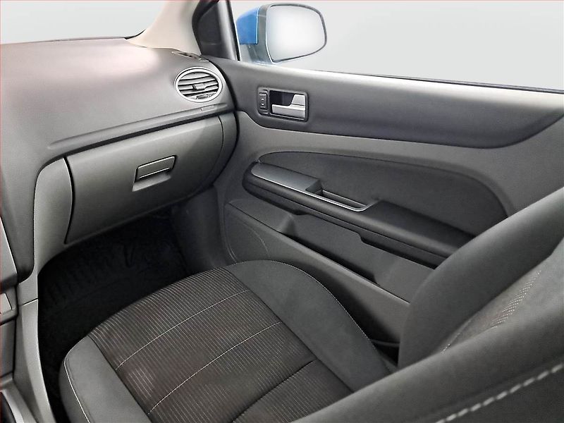 Ford Focus (2009) 2.0 16V, LPG, nová STK - fotka 8 z 15