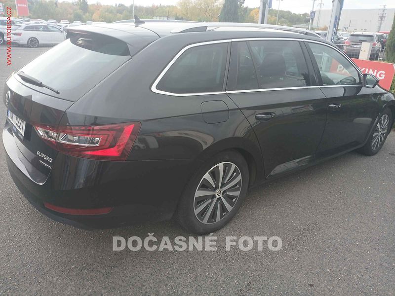 Škoda Superb (2016) 1.6 TDi - fotka 2 z 3