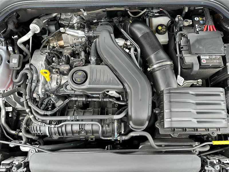 Škoda Scala (2025) 1.5TSI DSG  TOP SELEC - fotka 22 z 23