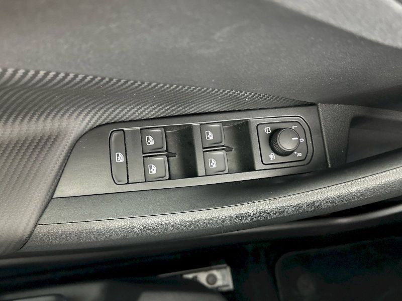 Škoda Kamiq (2025) DSG 1.0TSI 85kW Monte Carlo - fotka 27 z 33