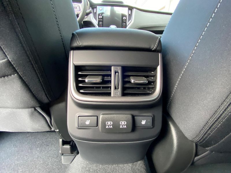 Subaru Outback 2.5i-ACTIVE EyeSight  - fotka 13 z 17