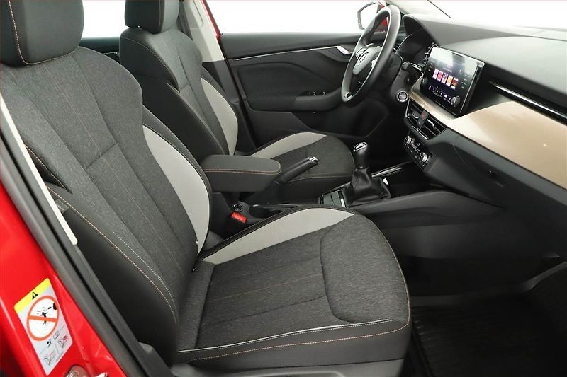 Škoda Scala (2023) Style 1.0 TSI, ČR,1.maj - fotka 7 z 19