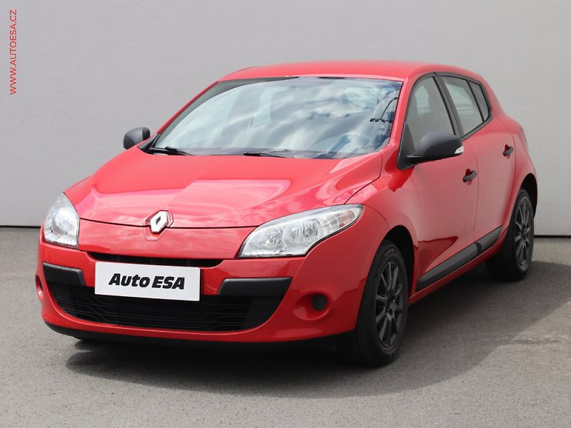 Renault Mégane (2010) 1.6i, 1.maj,ČR, autoAC, temp - fotka 3 z 3