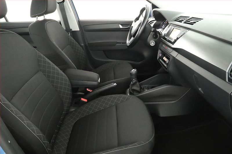 Škoda Fabia (2015) Ambition 1.2 TSI, Tempomat - fotka 7 z 12