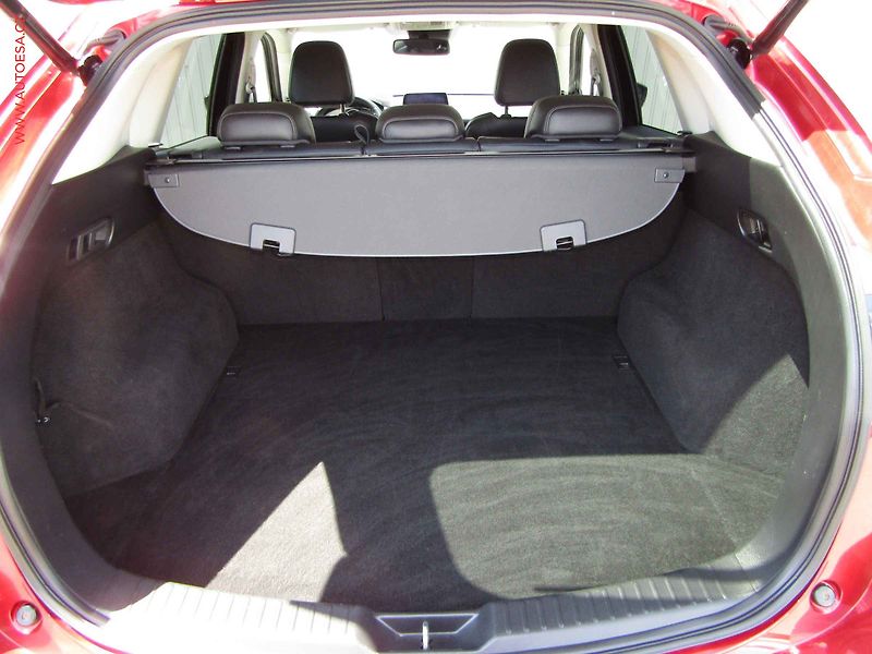 Mazda CX-5 (2017) 2.2D 4x4, ČR, AT, navi - fotka 7 z 22