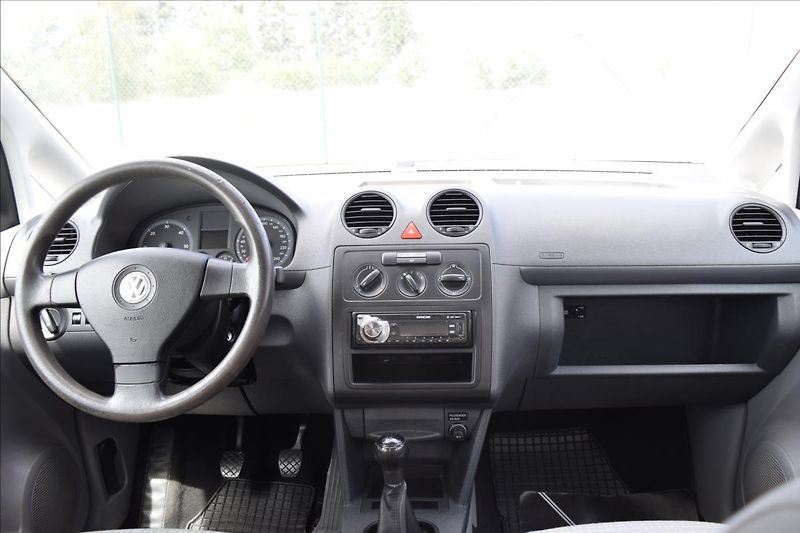 Volkswagen Caddy 1,9 TDI 77KW BEZ DPF A KOROZE - fotka 22 z 41