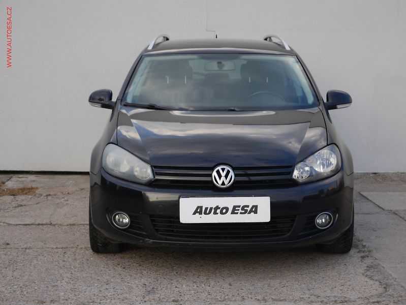 Volkswagen Golf (2010) 1.6 TDi, ČR, autoAC, temp - fotka 2 z 18