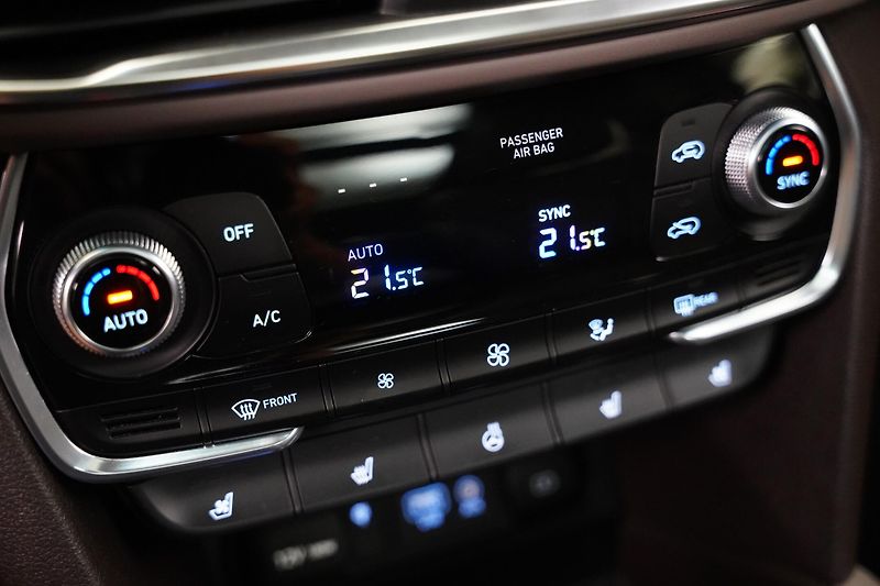 Hyundai Santa Fe - fotka 17 z 27