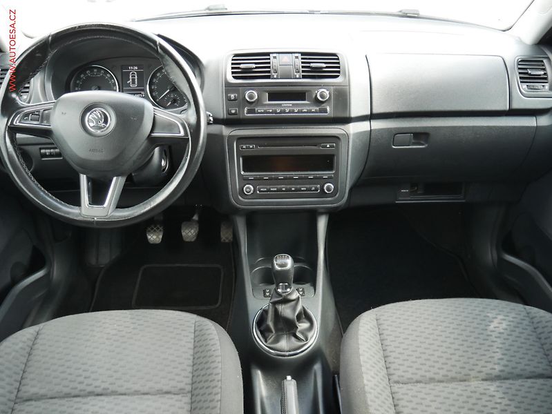 Škoda Fabia (2014) 1.6 TDi, Ambiente, TZ - fotka 8 z 19