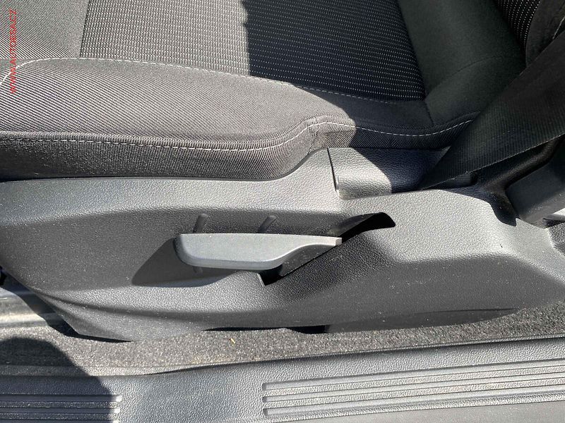 Ford B-MAX (2014) 1.0 EB, Titanium, kamera - fotka 14 z 18