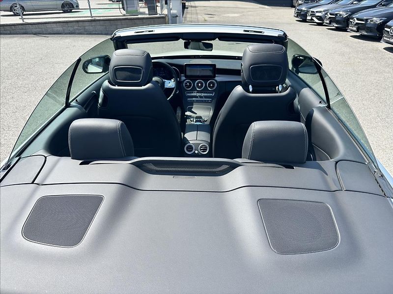 Mercedes-Benz Třídy C C 200 KABRIOLET AMG Linie - fotka 12 z 12