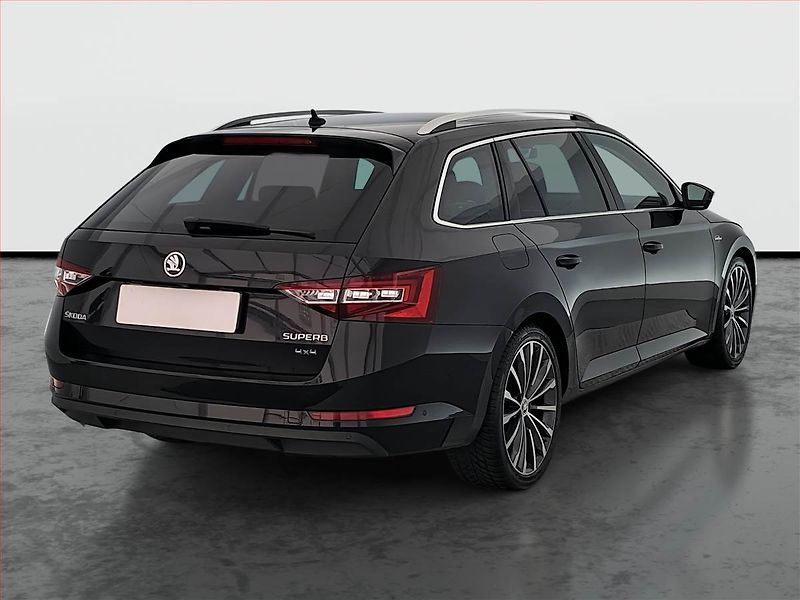 Škoda Superb (2017) Laurin&Klement 2.0 TDI 4x4 - fotka 5 z 16