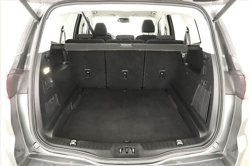 Ford S-MAX (2018) 2.0 EcoBlue, 4X4, Navi - fotka 11 z 17