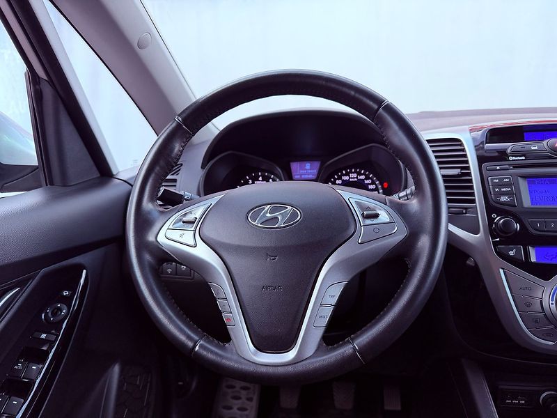 Hyundai ix20 1.6 Trend - fotka 16 z 25