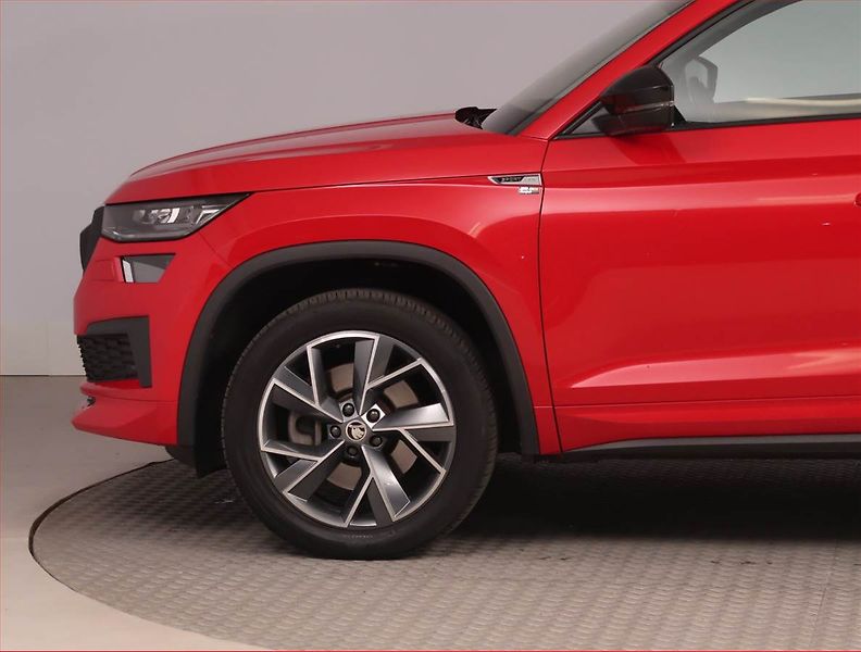 Škoda Kodiaq (2023) 2.0 TDI - fotka 15 z 17