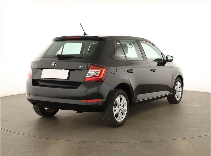 Škoda Fabia (2018) 1.0 TSI, Serv.kniha, Tempomat - fotka 5 z 13