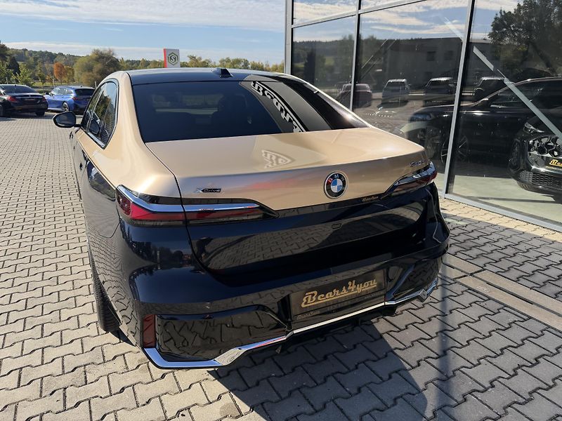 BMW Řada 7 (2024) 40XD 220kW M-PAKET INDIVIDUAL! - fotka 6 z 44