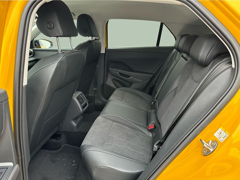 Volkswagen T-Roc Style 1,5 eTSI 110 kW 7DSG - fotka 12 z 18