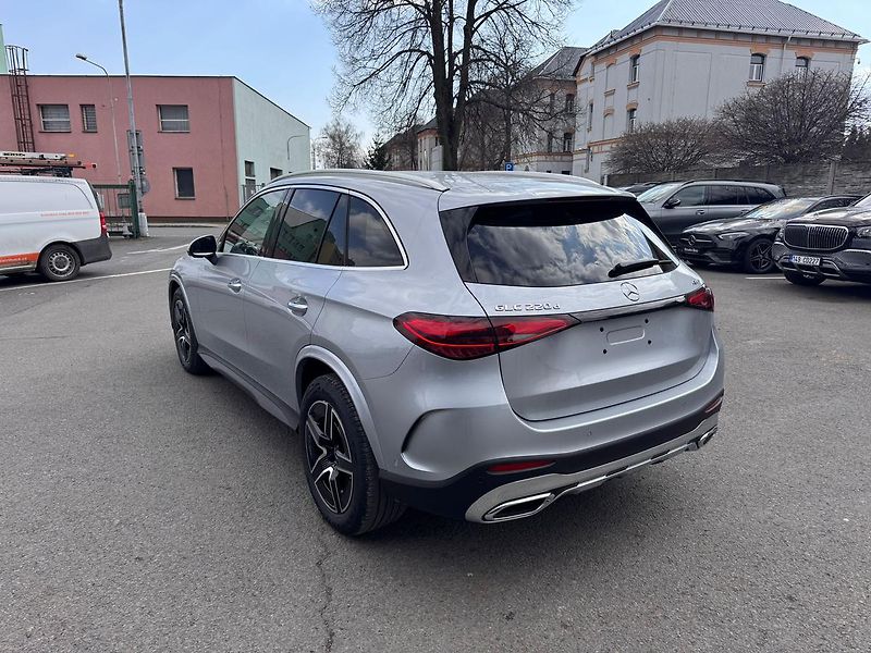 Mercedes-Benz GLC (2026) 220 d 4MATIC - fotka 5 z 24
