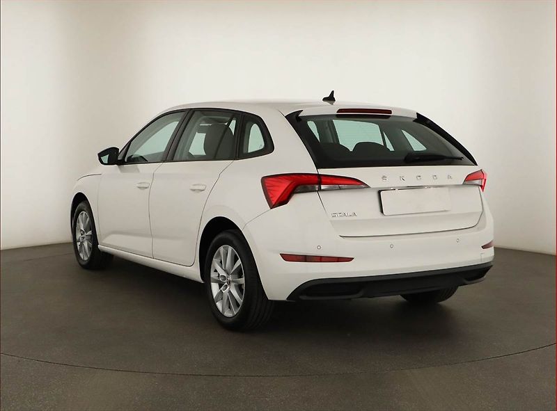 Škoda Scala (2020) 1.6 TDI, Navi, Tempomat - fotka 4 z 15