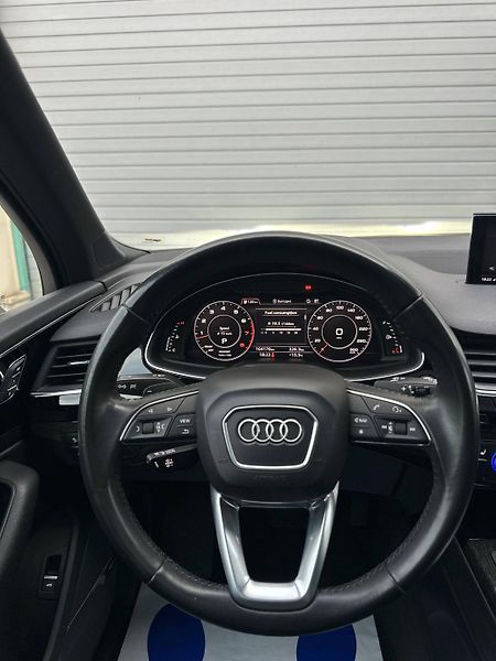 Audi Q7 (2017) 3.0 TFSI PREMIUM+ 360° 7 MIST - fotka 24 z 37