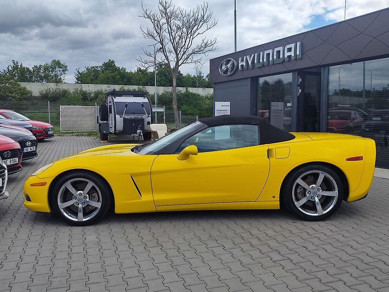 Chevrolet Corvette 6.2L/321kW V8 LS3 Cabrio - fotka 14 z 32
