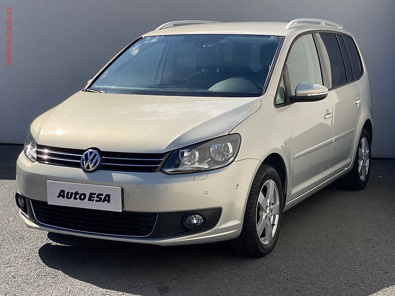 Volkswagen Touran (2014) 2.0TDi, CUP - fotka 3 z 16